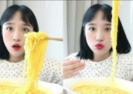 精神小妹网红吃瓜视频大全,全网爆笑！精神小妹网红吃瓜视频大盘点