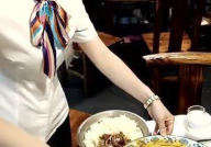 外卖小姐姐20斤大米饭,外卖小姐姐的20斤大米饭传奇